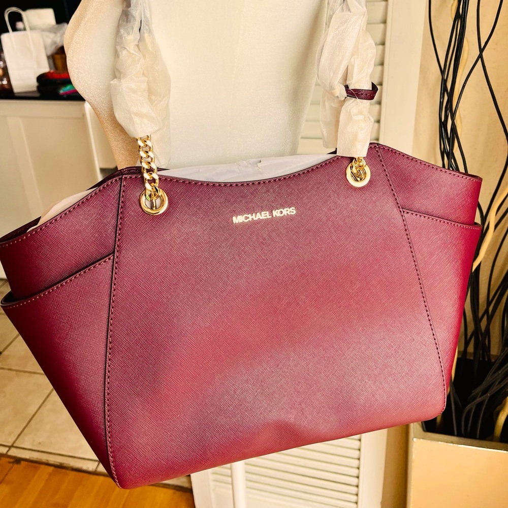 Michael Kors Jet Set Chain Shoulder Bag